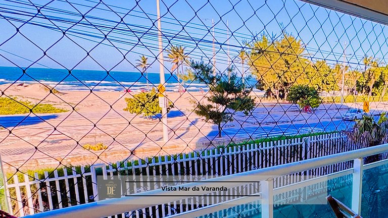 3 quartos com vista panorâmica, na Orla da Praia