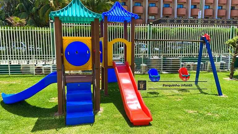 Premium com Conforto e Vista para o Jardim